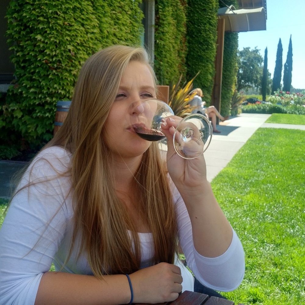 Meet your Posher, Kayla